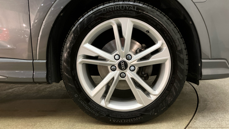 Audi Q3 35 TFSI S Line 5dr [Comfort+Sound Pack] Petrol Estate